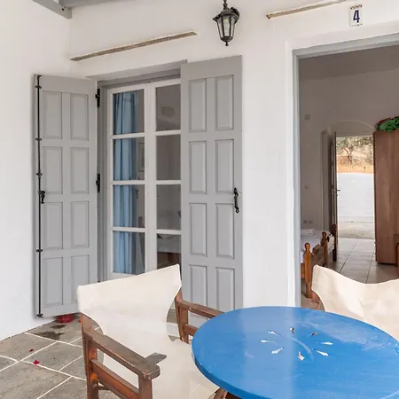 Sifnos 4 *